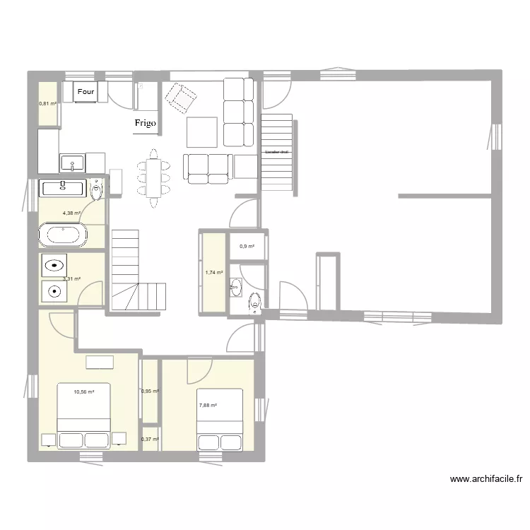 Agrandissement vers cour avant. Plan de 9 et 31 m² Agrandissement vers cour avant. Plan de 9 et 31 m²