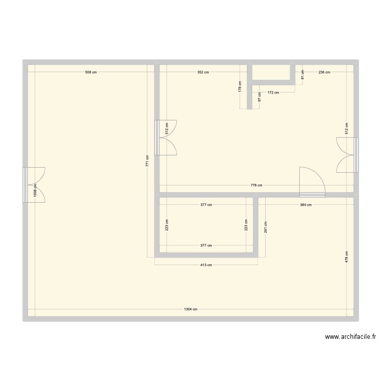 LHT patisserie EXT. Plan de 4 pièces et 127 m2