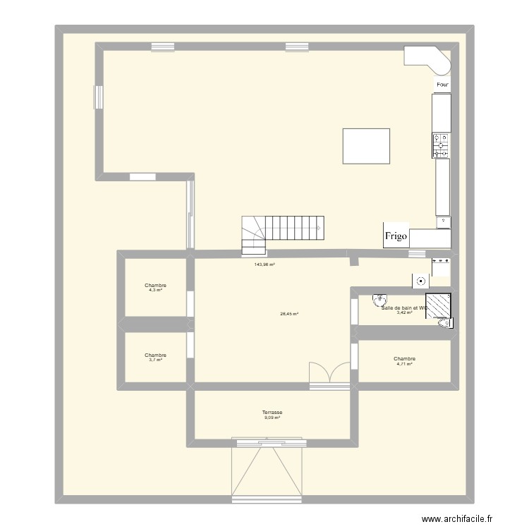 MAISON. Plan de 7 pièces et 270 m2