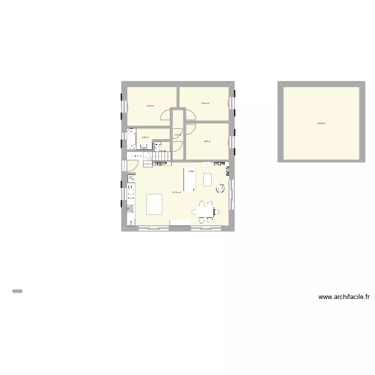 pélut. Plan de 8 et 117 m² pélut. Plan de 8 et 117 m²