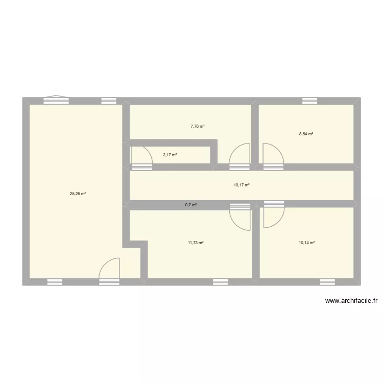 PDC. Plan de 8 pièces et 76 m²