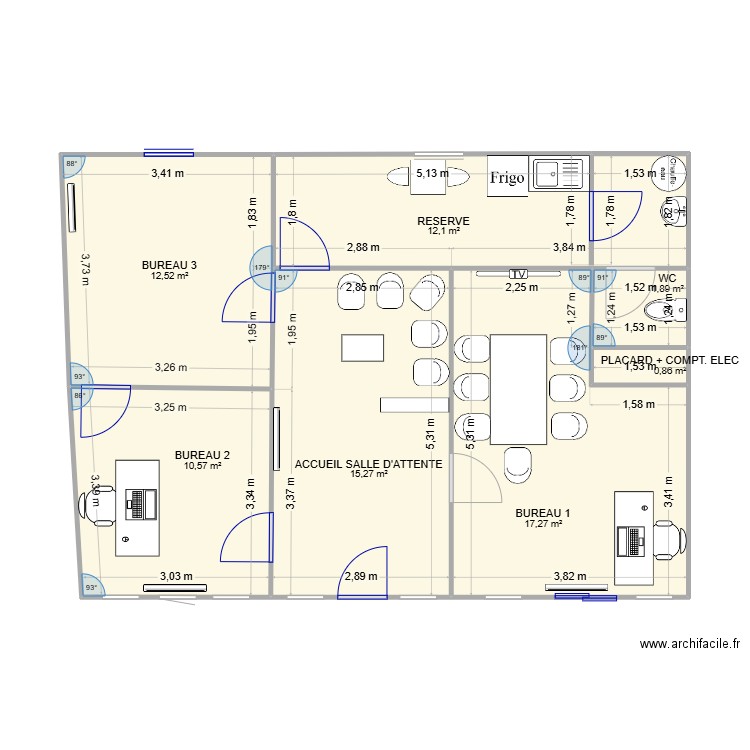 LOCAL. Plan de 7 pièces et 70 m2