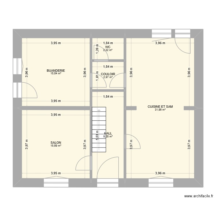Maison 1. Plan de 6 pièces et 78 m2