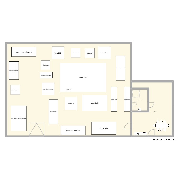 plan atelier stage maillet. Plan de 3 pièces et 338 m2