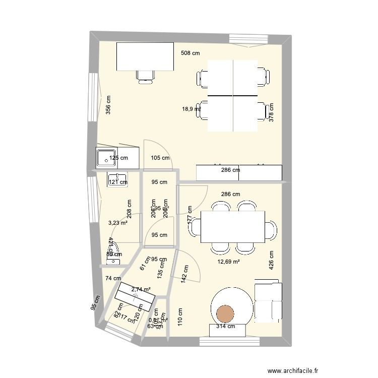 BUREAU. Plan de 6 pièces et 40 m2