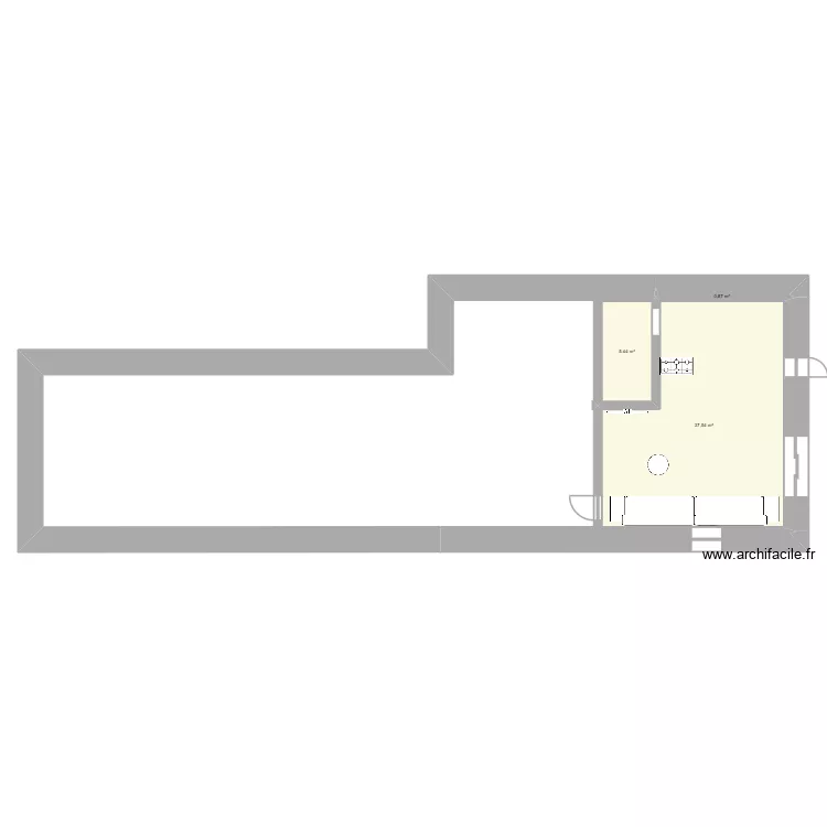 ESTRECHURE. Plan de 3  et 44 m²