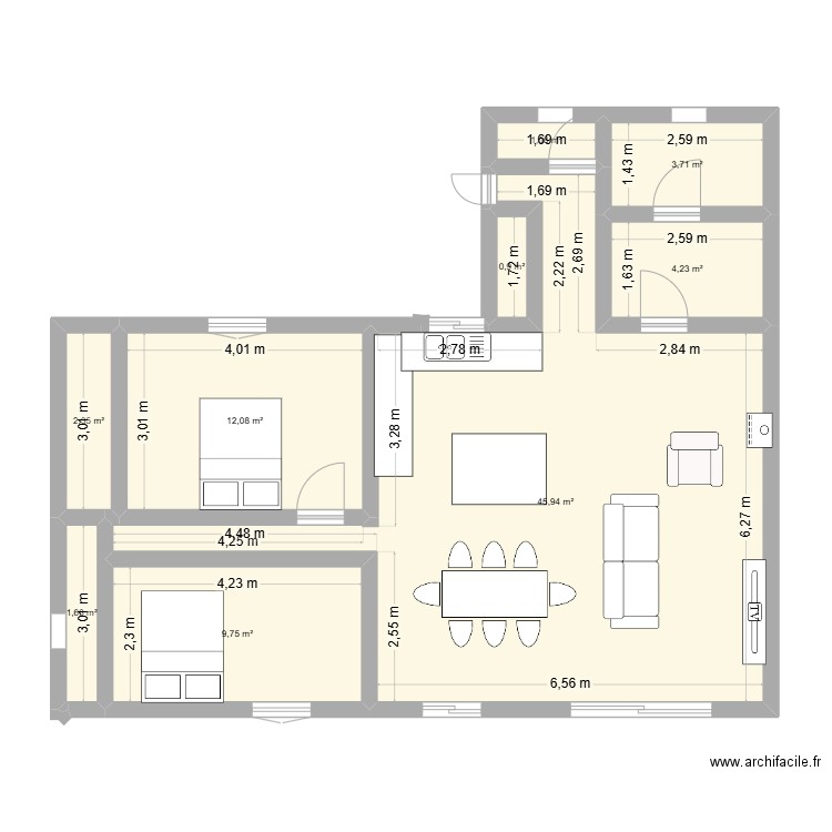 plan de maison a construire. Plan de 9 pièces et 82 m2