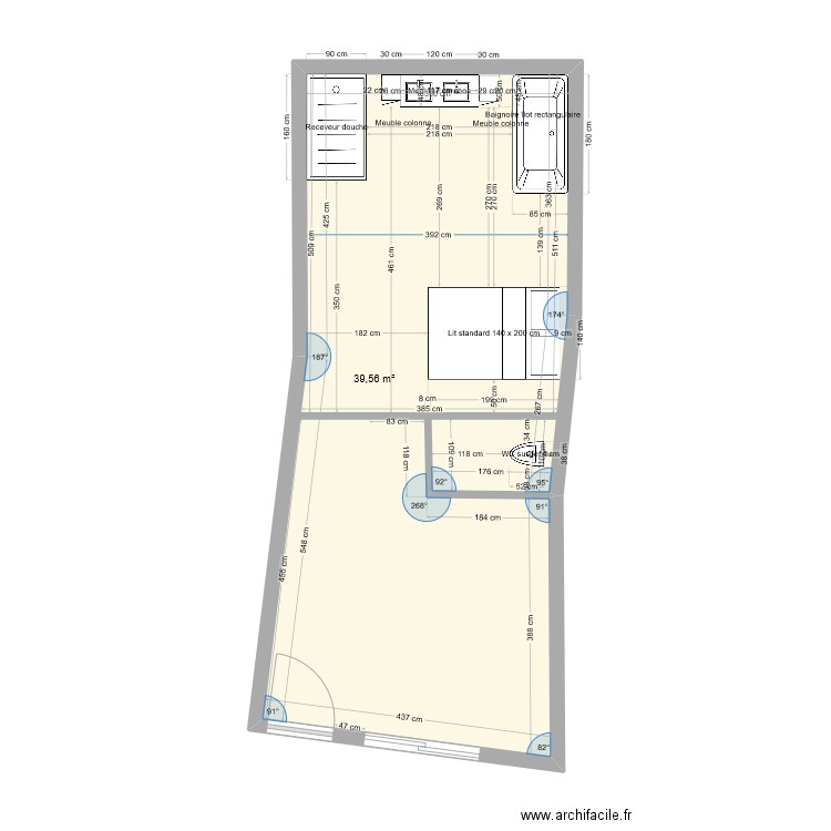 Studio dimensions intérieures. Plan de 1 pièce et 40 m2