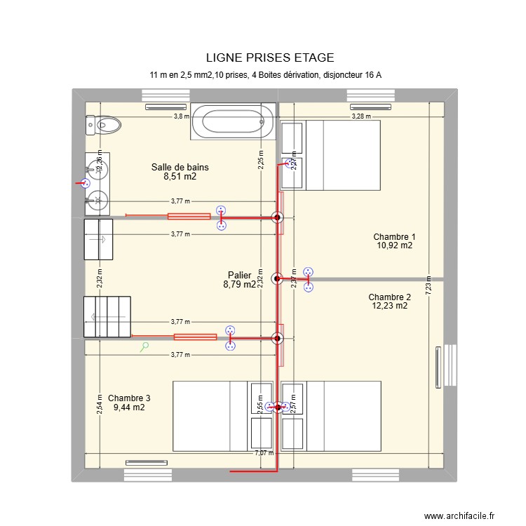 Ligne prises Etage. Plan de 2 pièces et 50 m2