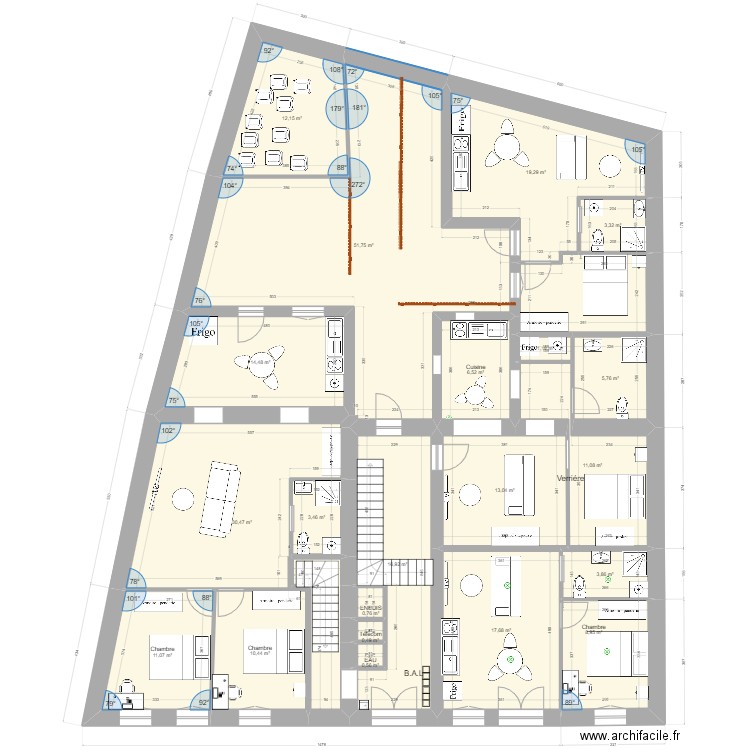 BERGERAC. Plan de 22 pièces et 252 m2