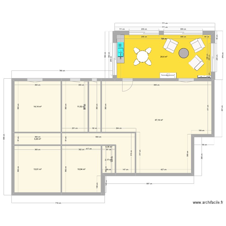 Extension. Plan de 9 pièces et 135 m2