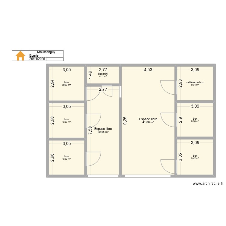 ecurie. Plan de 9 pièces et 121 m2