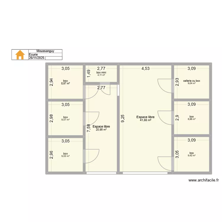 ecurie. Plan de 9 pièces et 121 m²