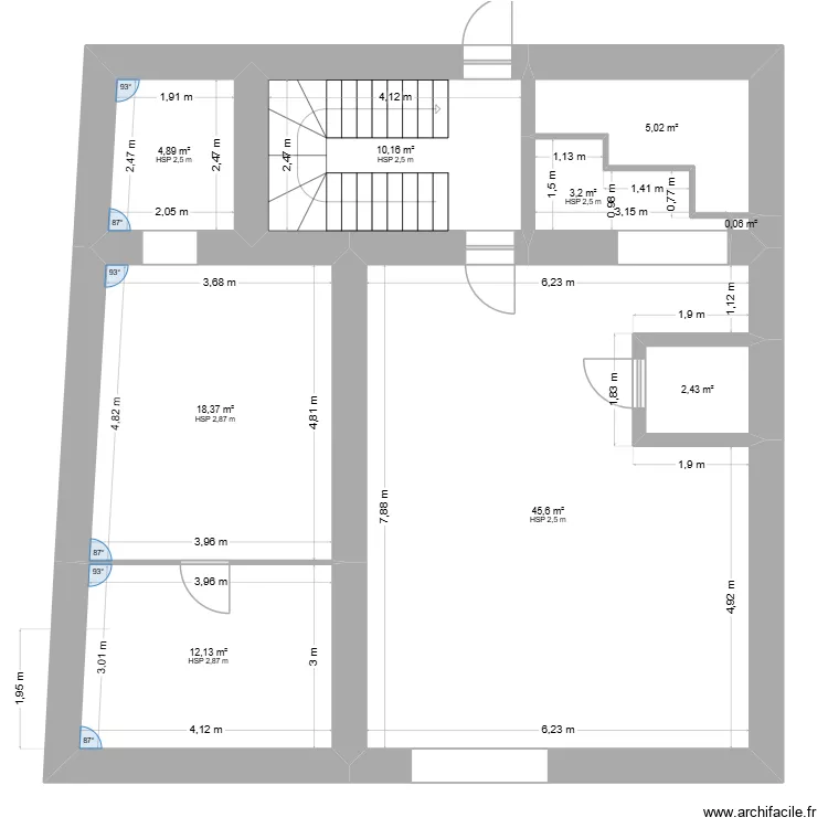 2e etage droite. Plan de 9 pièces et 102 m²