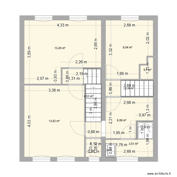 Marc 1er. Plan de 8 pièces et 52 m2