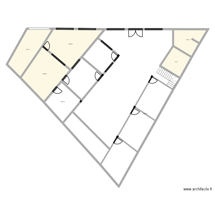 Projet Majunga. Plan de 7 pièces et 147 m2