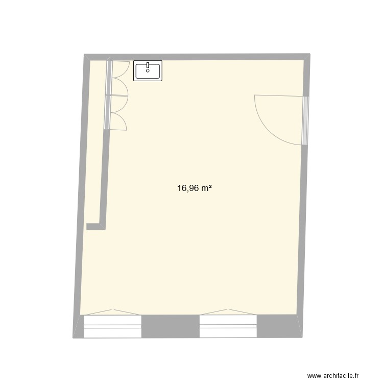 local noyon en etat. Plan de 1 pièce et 17 m2