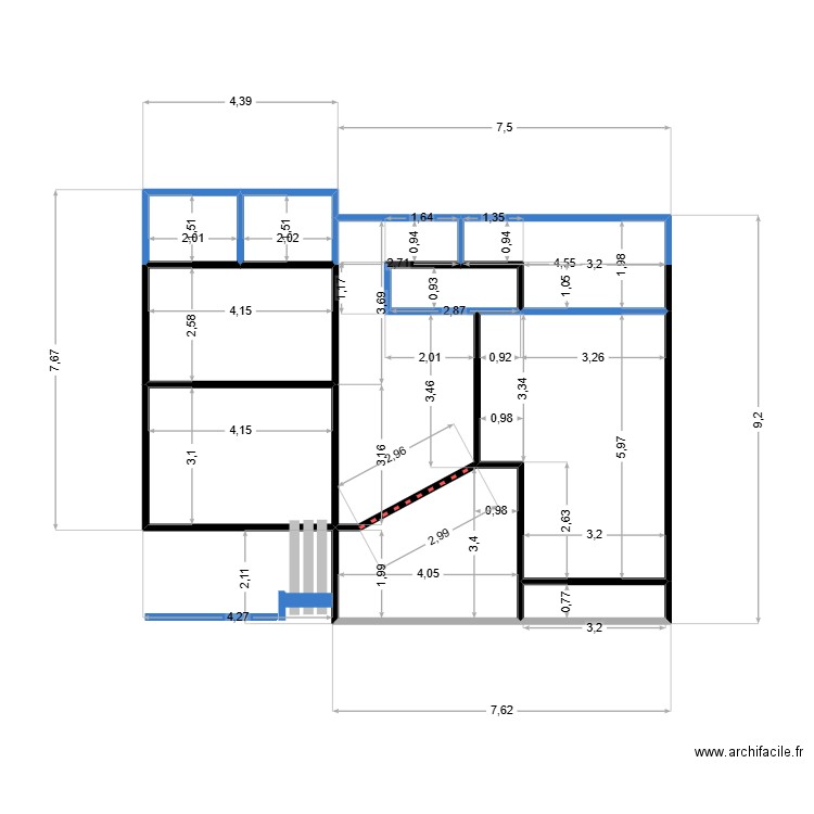 mougali. Plan de 9 pièces et 9 m2
