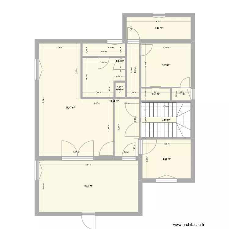 st chamas. Plan de 11  et 107 m²