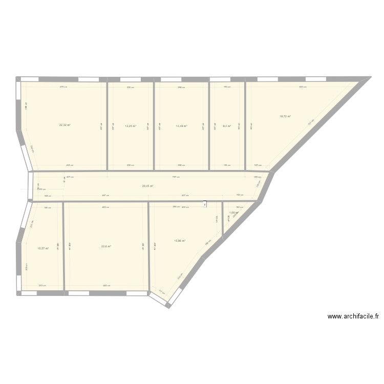 Jouy R+1 173m² V originale revue +. Plan de 10 pièces et 148 m2