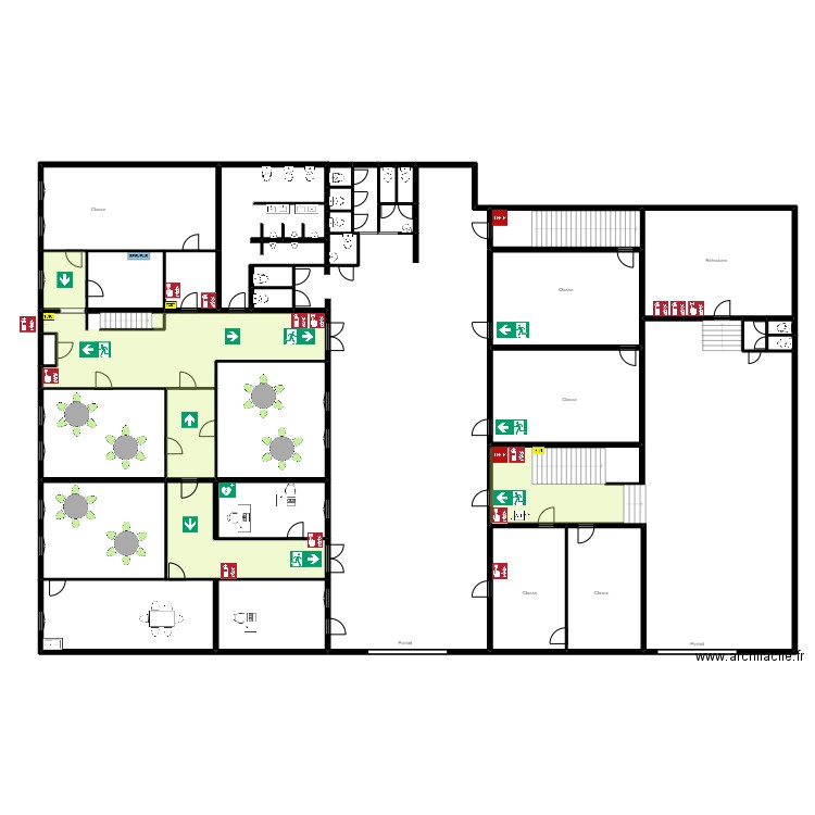 Ecole Olivier general. Plan de 33 pièces et 846 m2