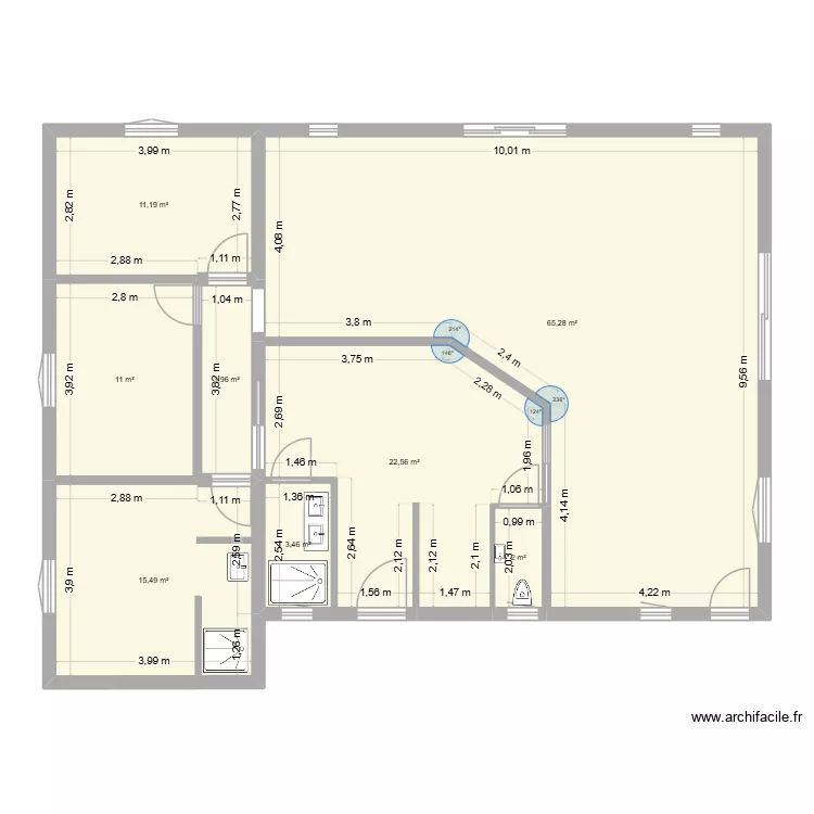 Maison 2. Plan de 8  et 135 m²