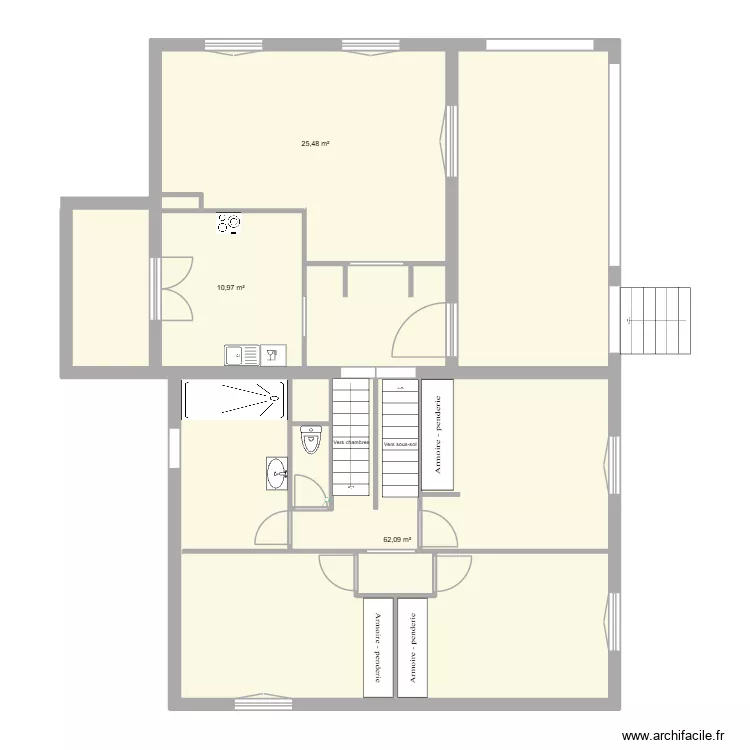 TRAVERT. Plan de 8 Pièces et 138 m²