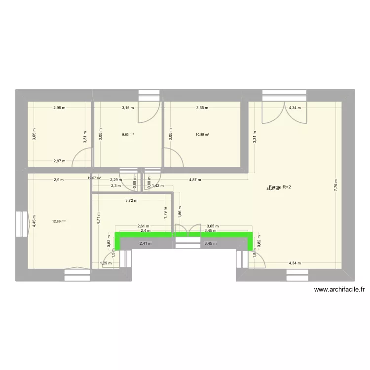 existant. Plan de 18  et 305 m²