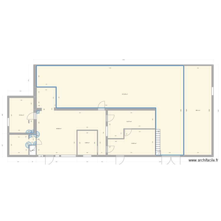 beure. Plan de 7 pièces et 236 m2