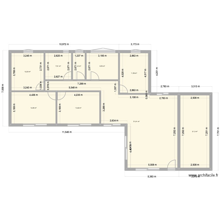 jomayerev3. Plan de 9 pièces et 143 m2