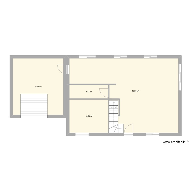 nady. Plan de 5 pièces et 88 m2