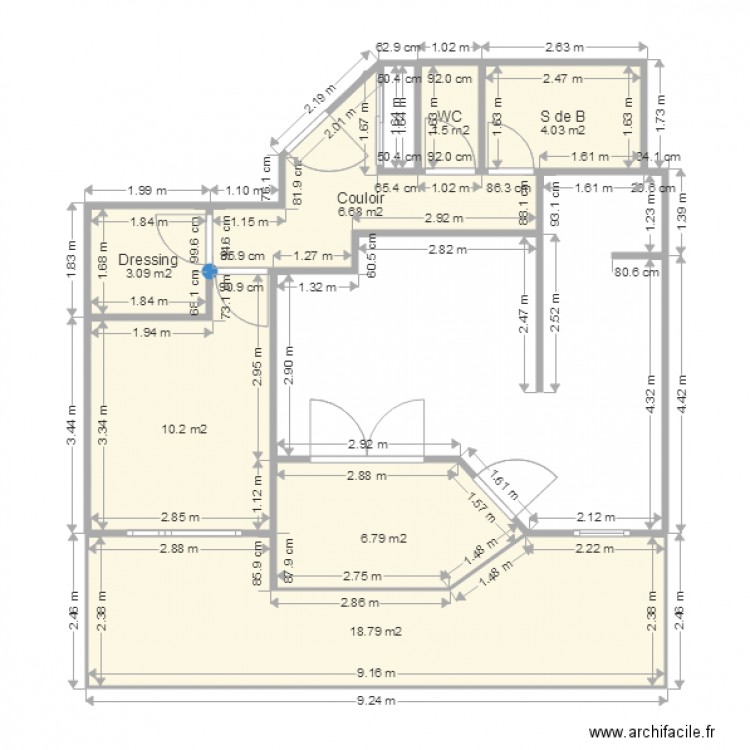 T2 avec terrasse lames transversales. Plan de 7 pièces et 51 m2