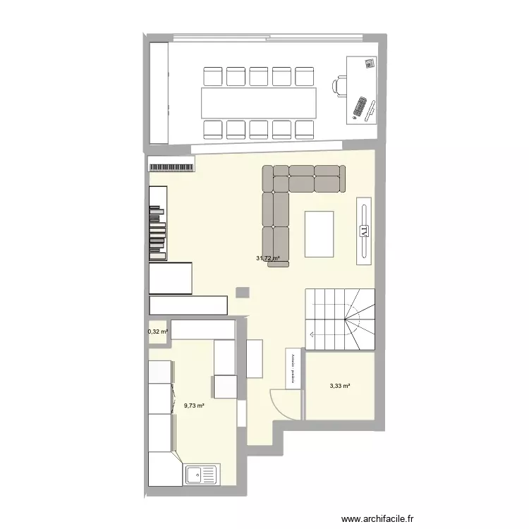 RDC avec v&eacute;randa. Plan de 4 Pièces et 45 m²