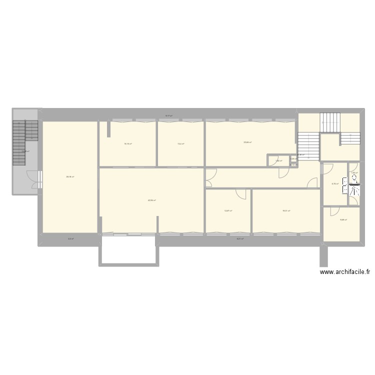 Mairie Etage. Plan de 18 pièces et 252 m2