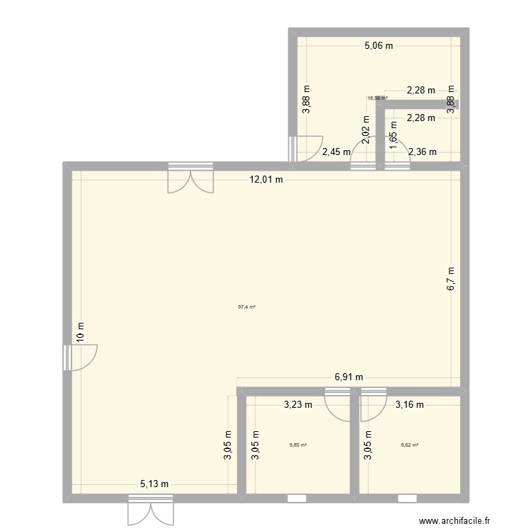 La Bretagne. Plan de 4 pièces et 135 m2