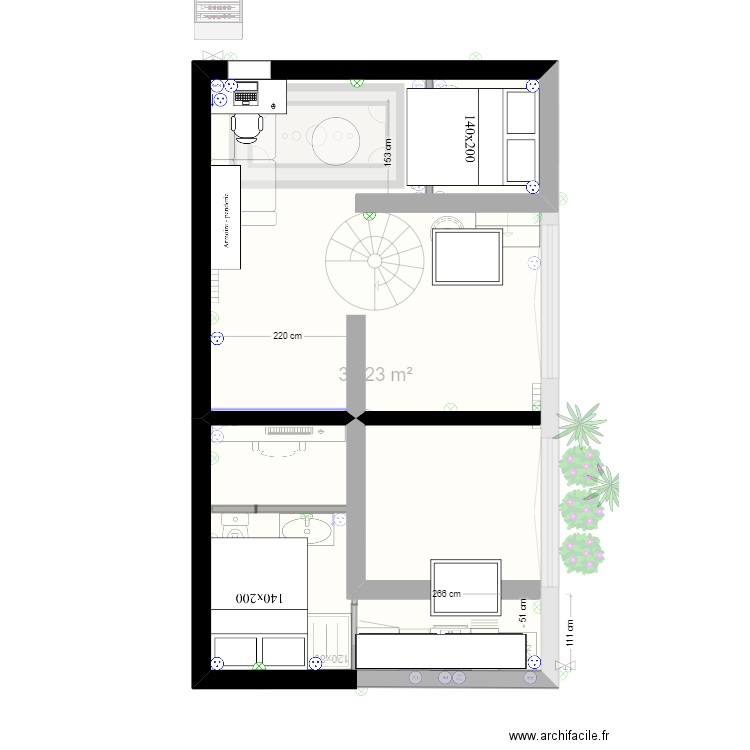 Dependance. Plan de 4 pièces et 549 m2