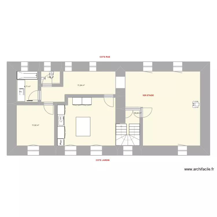 Locmine 1er. Plan de 5  et 88 m²