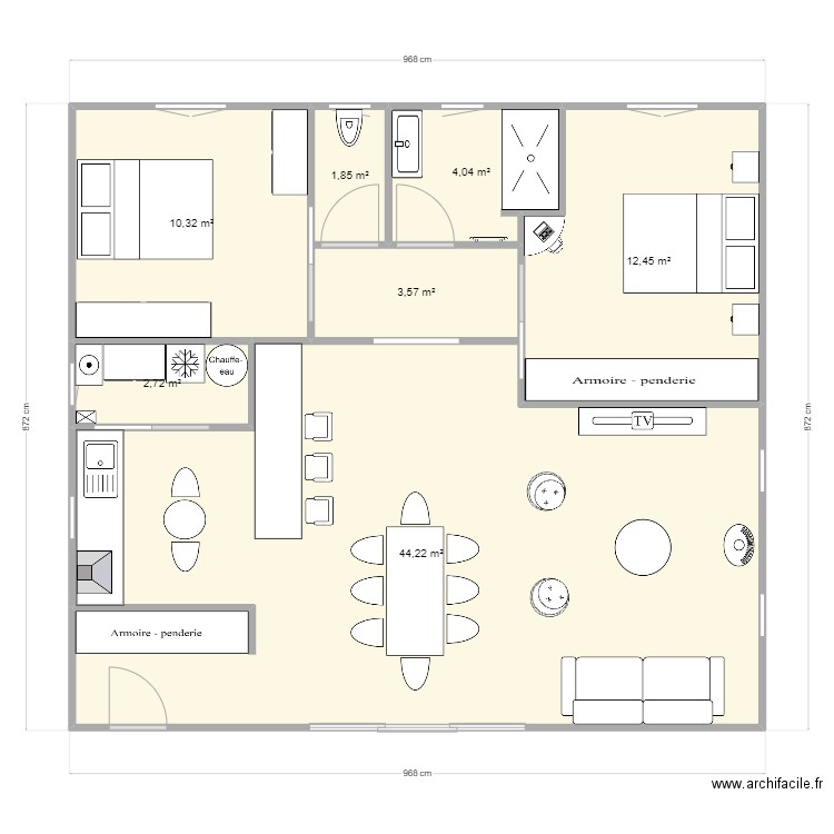 math carre. Plan de 7 pièces et 79 m2