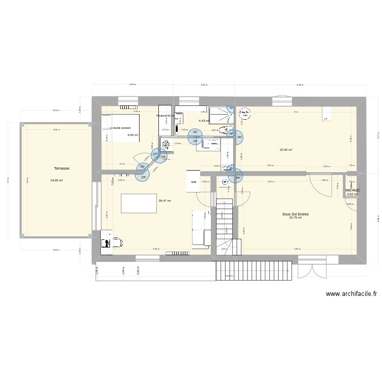 RDC V6 avec isolation extérieure. Plan de 14 pièces et 155 m2