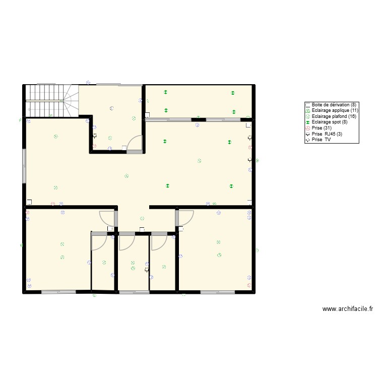 RDC Maison pose prise et lampe. Plan de 7 pièces et 124 m2