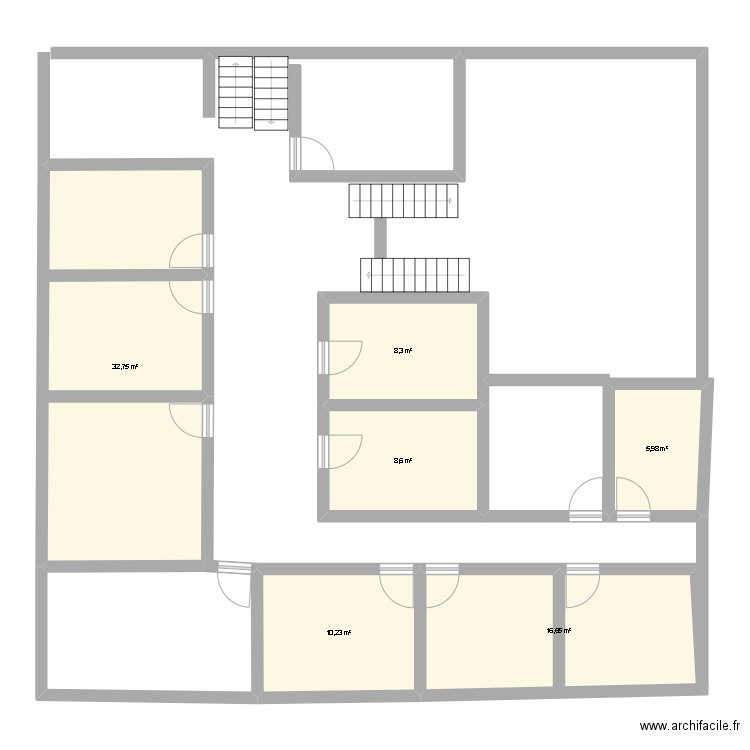rop. Plan de 6 pièces et 83 m2