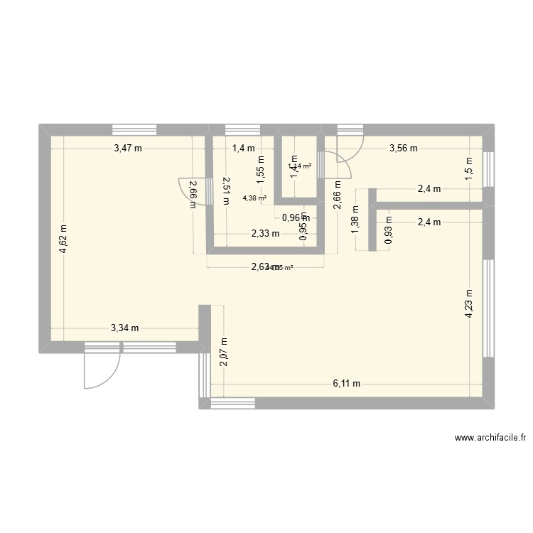 RDC drève. Plan de 3 pièces et 50 m2