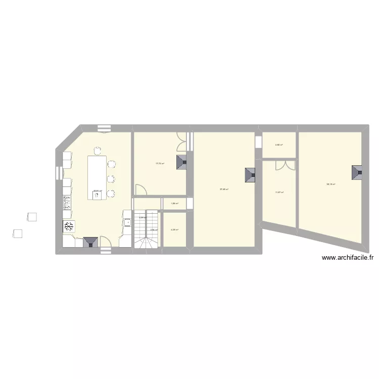 Couesmes. Plan de 10 pièces et 160 m²