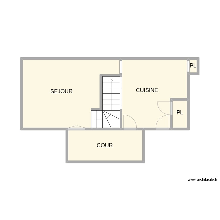 PLAN NIMES RDC COUR DROITE AM BON ENFANT. Plan de 6 pièces et 28 m2