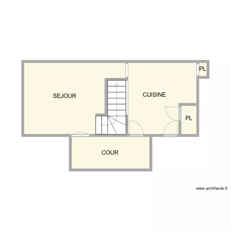 PLAN NIMES RDC COUR DROITE AM BON ENFANT. Plan de 