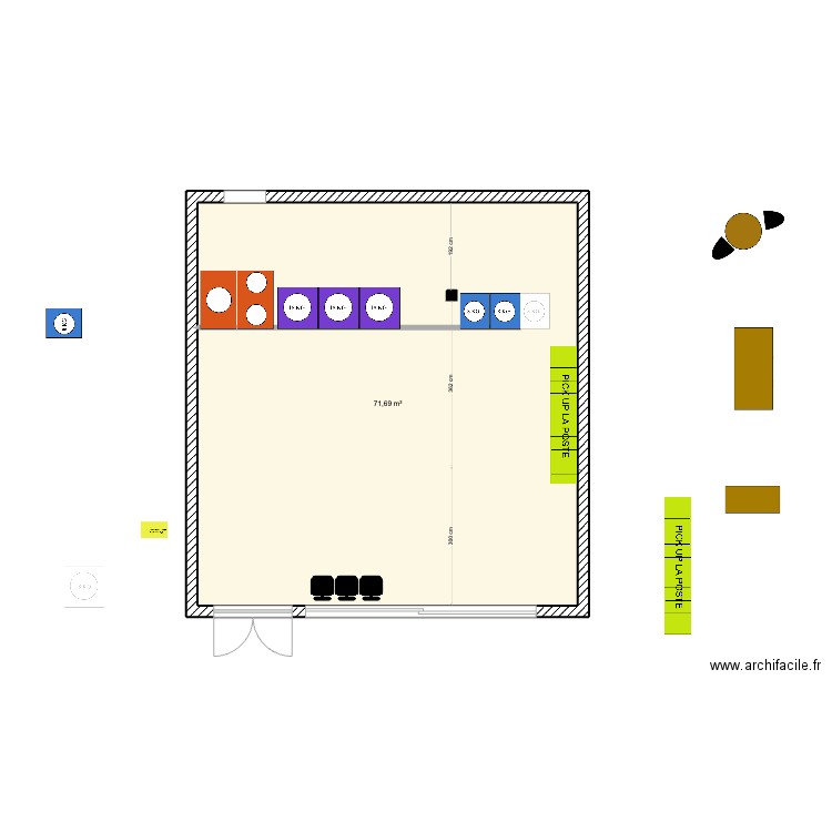 Plan Urrugne 2. Plan de 1 pièce et 72 m2