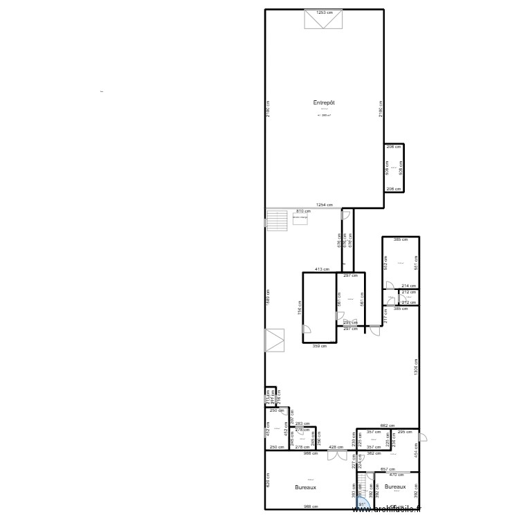 Daxhelet. Plan de 8 pièces et 145 m2