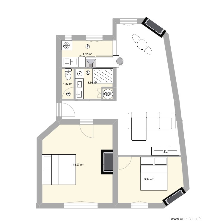 SLTR. Plan de 6 pièces et 39 m2