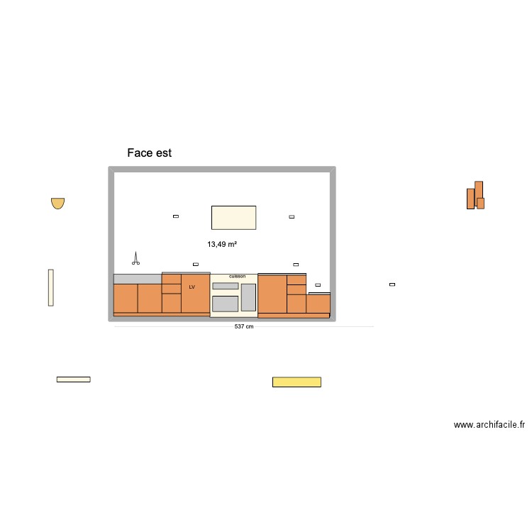 cuisine SMEG Sans le haut. Plan de 1 pièce et 13 m2