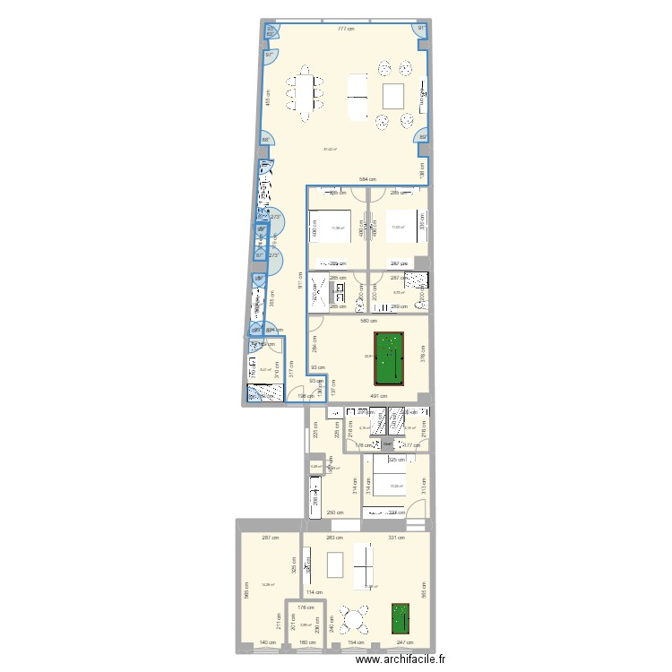 BASE St Denis. Plan de 18 pièces et 225 m2